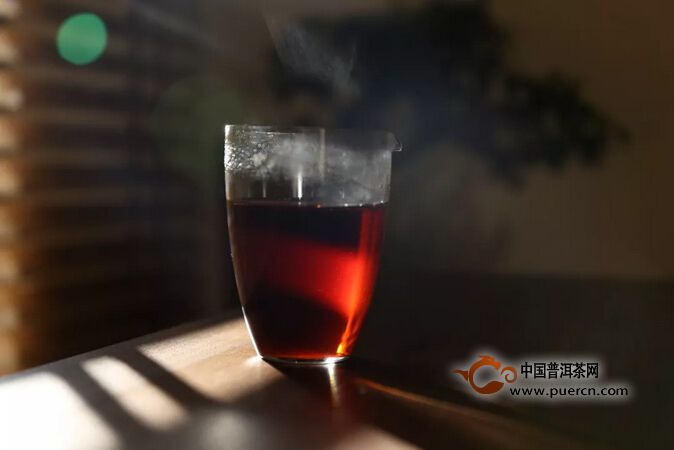 雨这是一个不容易泡茶的节日